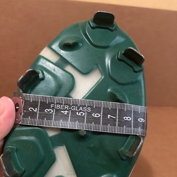 New Balance Softball Cleats Green White Unisex Men Size 6W. - Picture 11 of 13